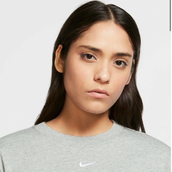 Nike t-shirt dress - Picture 3 of 10